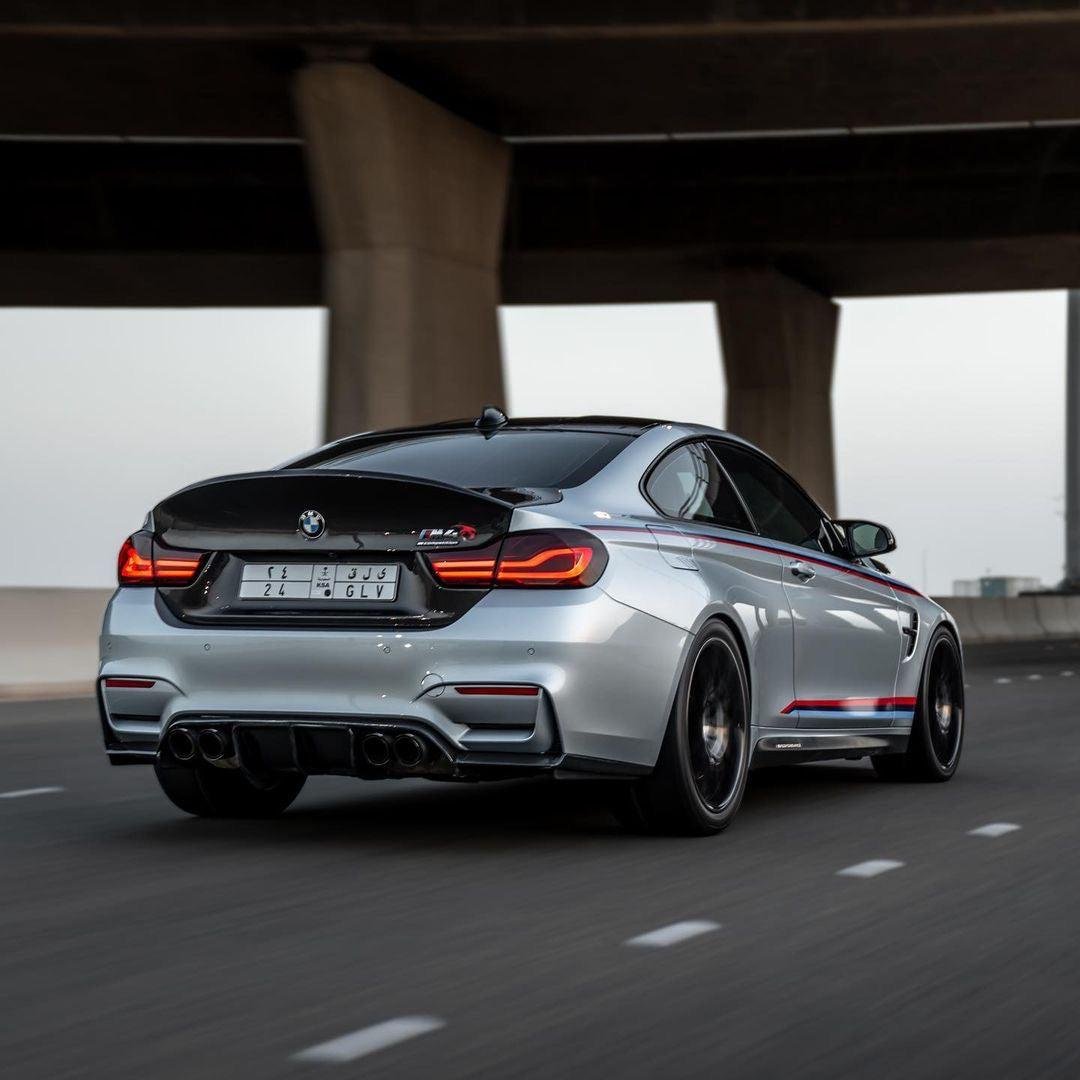 CSL Style Carbon Fiber Rear Trunk - BMW F82 M4 - Image 2